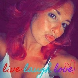 Meet your Posher, Brittany c soares